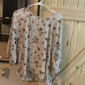 Boutique style floral blouse with tie 3/4 length sleeves and zipper detail